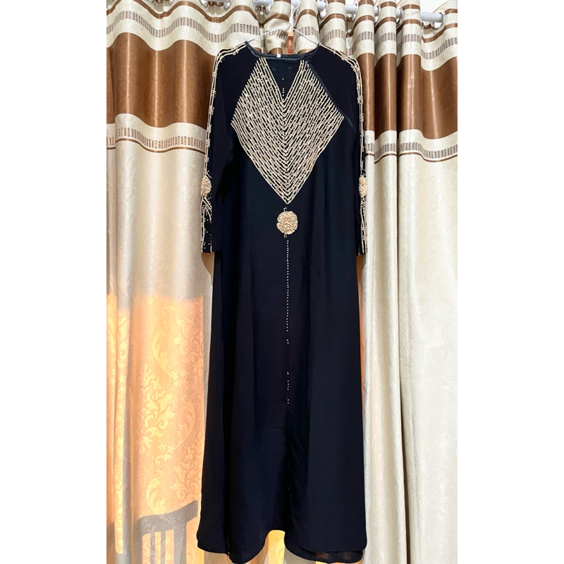 [PRELOVED] ABAYA WANITA / TURKI / JUBAH UMROH / MONOCHROME / HITAM PUTIH / UMRAH / LONG DRESS PEREMP