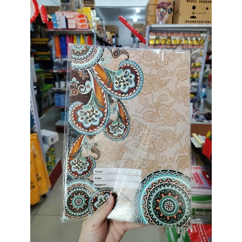 

Sampul Buku Kertas Boxy Simpaty Batik(isi 20 lembar)