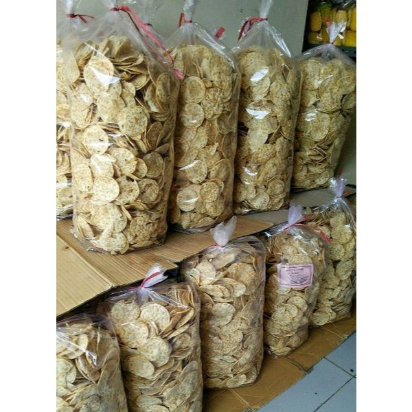 

GROSIRR !!!! KRIPIK TEMPE PUTIH OVEN 1 BAL BERAT 2 KG