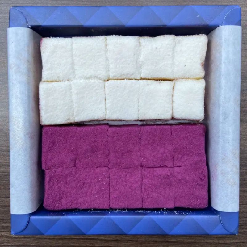 

CHOCOLATE XIUJANK MIX WHITE & TARO