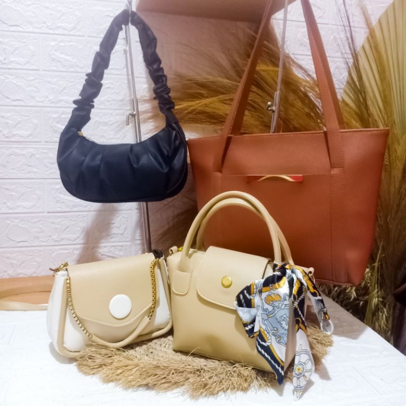 Tas Bundling 100 Ribu Dapat 4 Tas Wanita Kekinian
