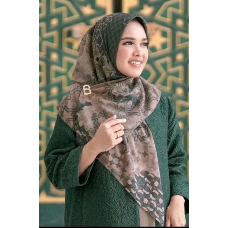 Buttonscarves Haramain Series - EMERALD