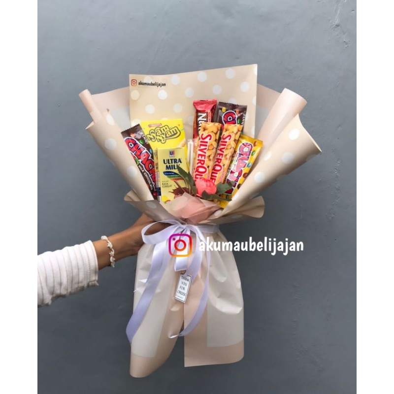 

Bouquet / Buket Snack Coklat Valentine Ulang Tahun