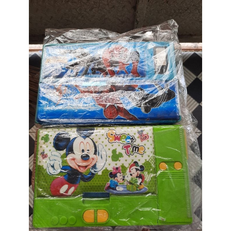 

Kotak Pensil Jumbo Bulak Balik Mickey & SPD anak sekolah HOT SALE