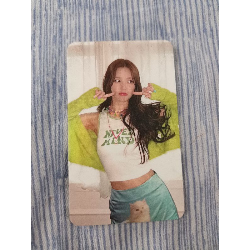 photocard G-Idle Miyeon