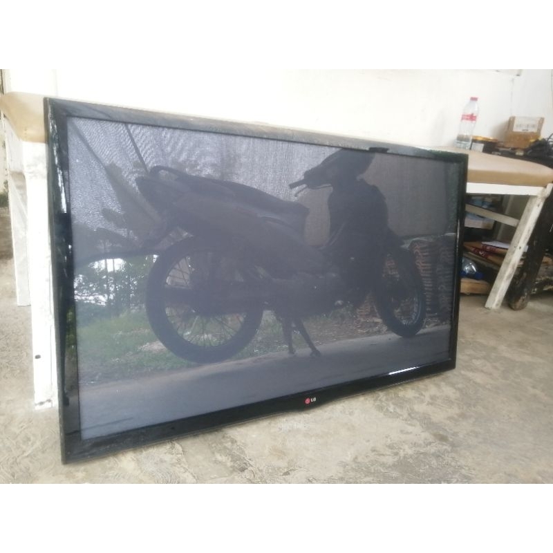 Tv LG plasma 42 inch (baca deskripsi)