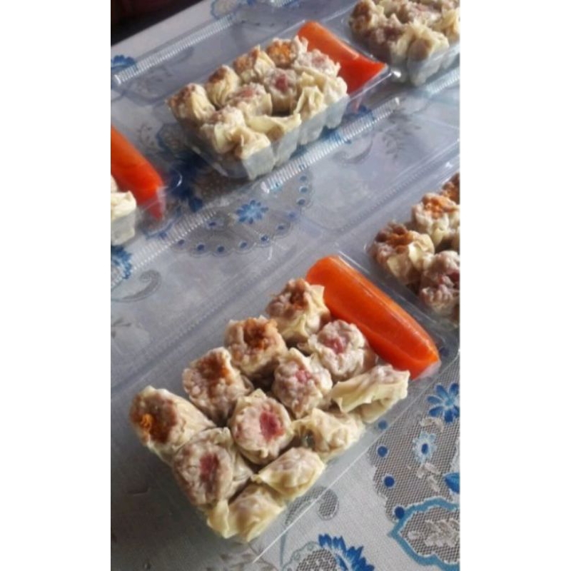 

Dimsum Premium Frozen isi 20 pcs (Halal)