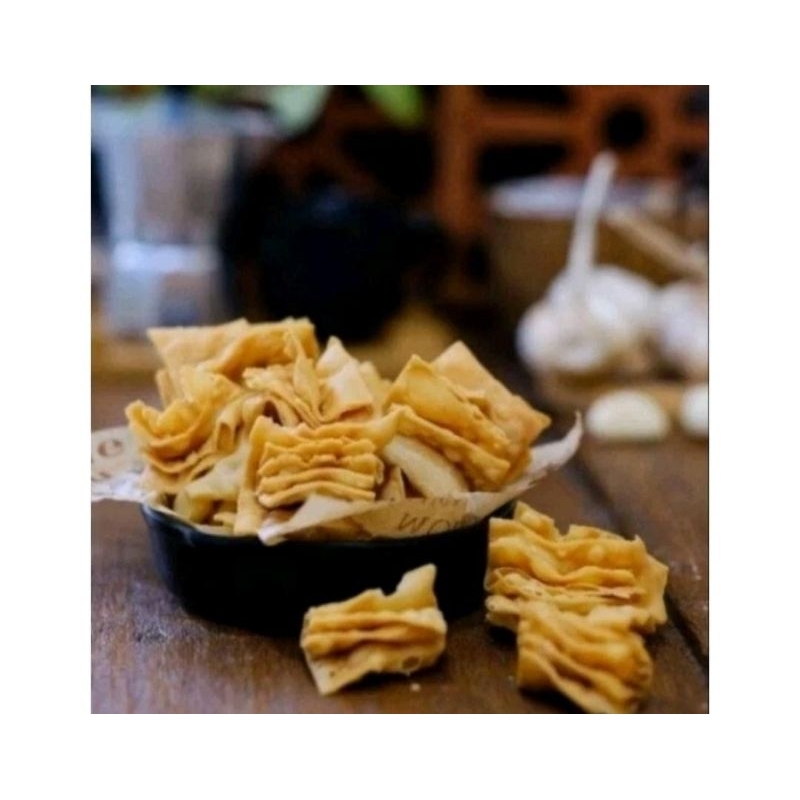 

petampe khas Madura, kripik rujak, kerupuk Madura, krupuk brenta pesisir