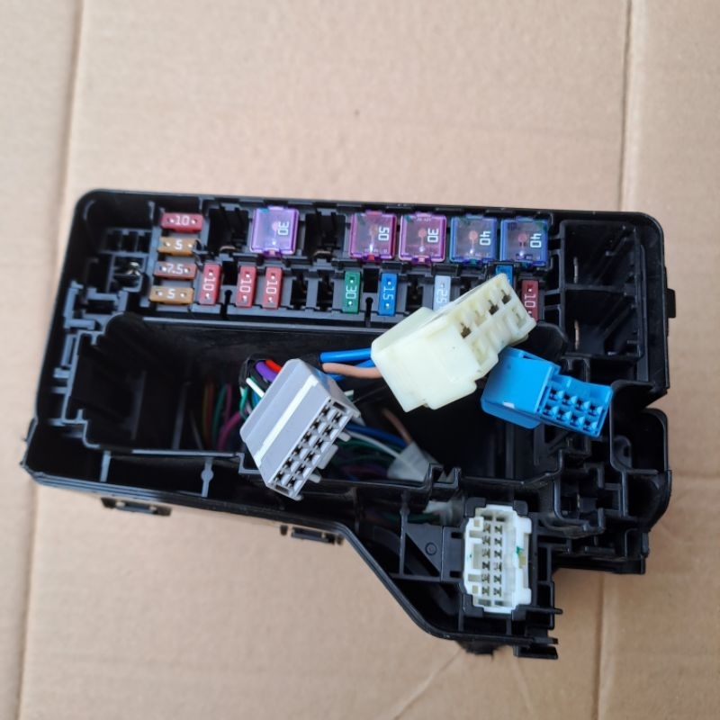 Fuse box sekring  mobil Calya, Sigra