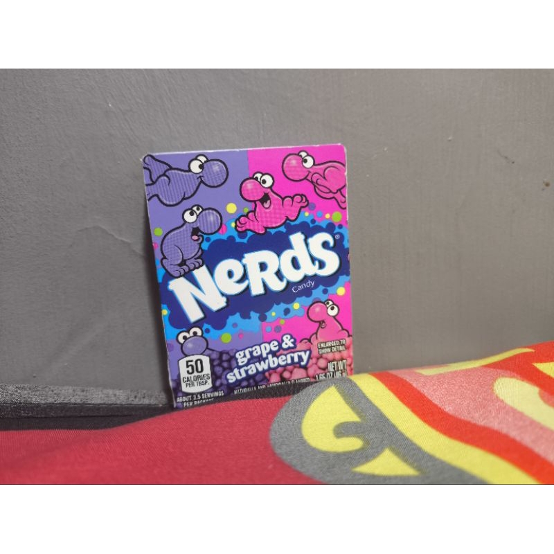 

Nerds Candy - Grape and Strawberry - 1.65 OZ (46g)