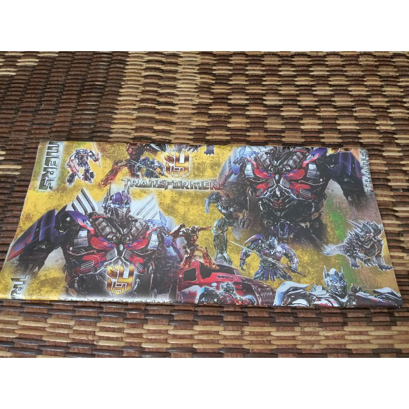 

kertas pembungkus kado