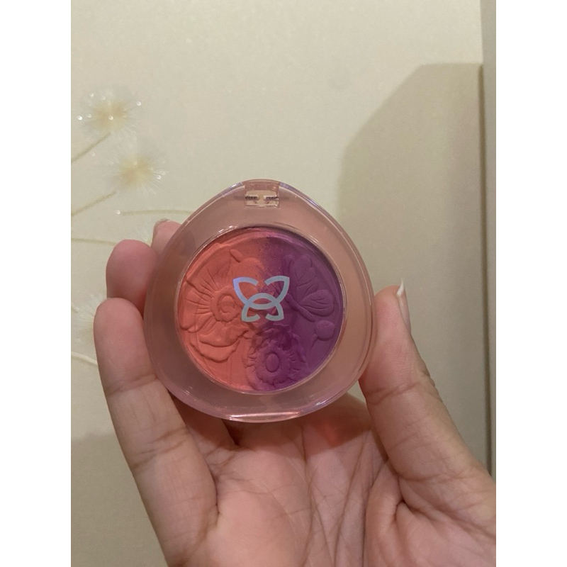 preloved blush on mop mariposa