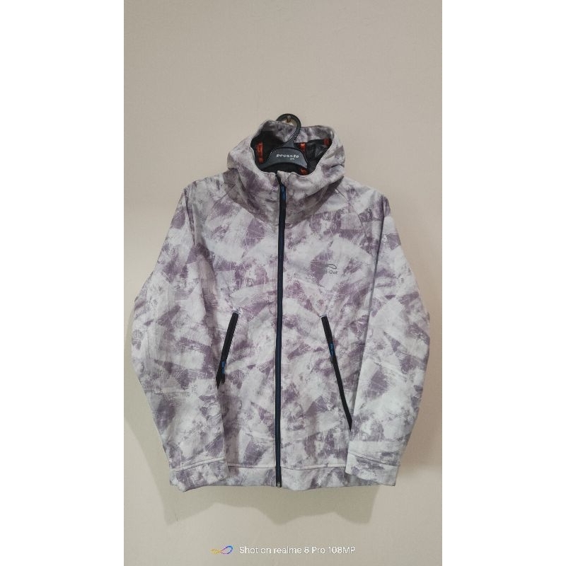 TRACKTOP FIND OUT - JAKET FIND OUT