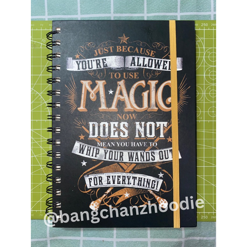 

BUKU TULIS HARRY POTTER NOTEBOOK B5 RING