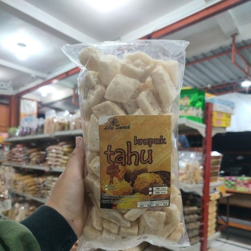 

Krupuk Tahu Lily Snack