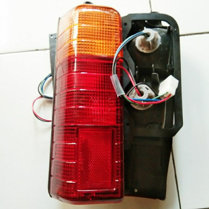 Stop Lamp Lampu stop assy DAIHATSU ZEBRA ASTREA