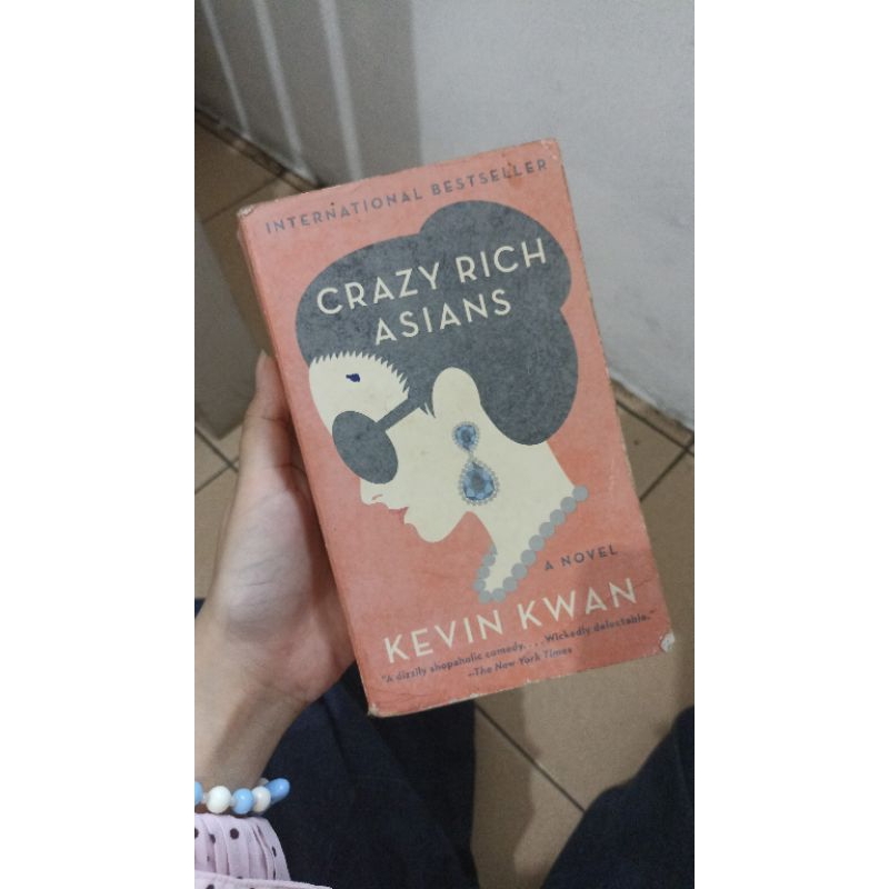 Crazy Rich Asians by Kevin Kwan - Preloved buku novel