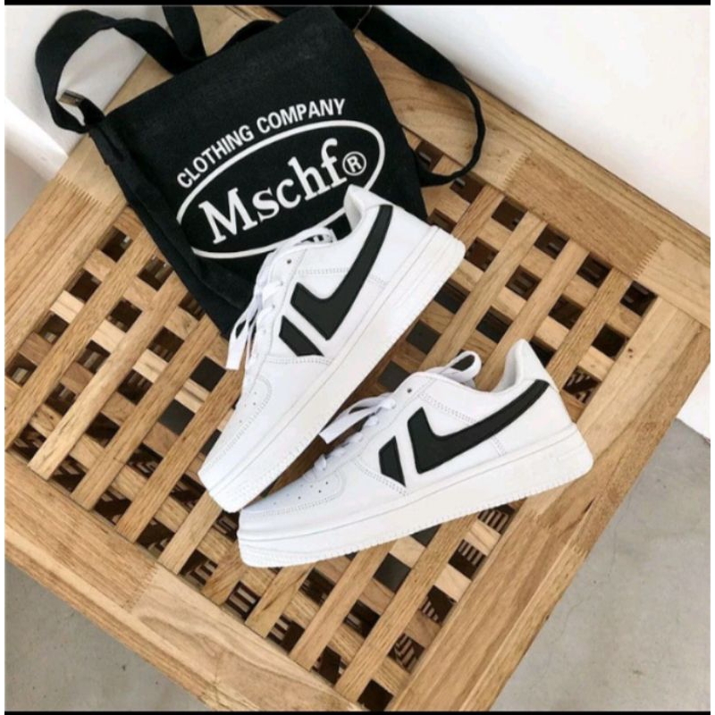 SEPATU SNEAKERS WANITA KOREAN SPORT SHOES PUTIH