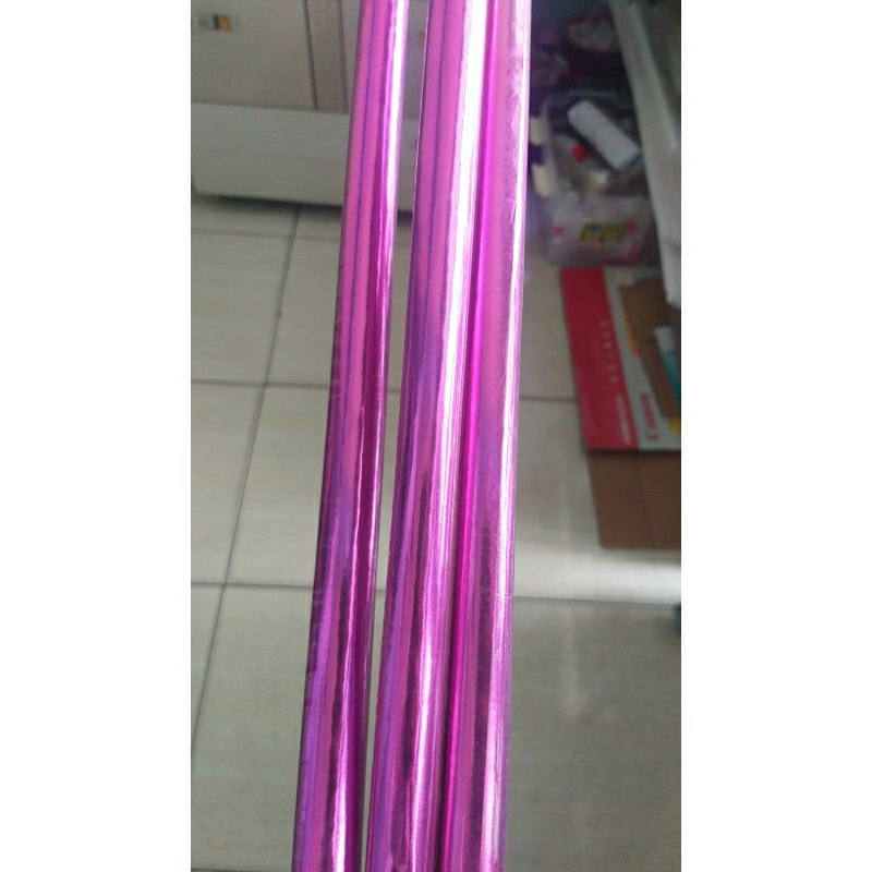 

kertas mengkilat