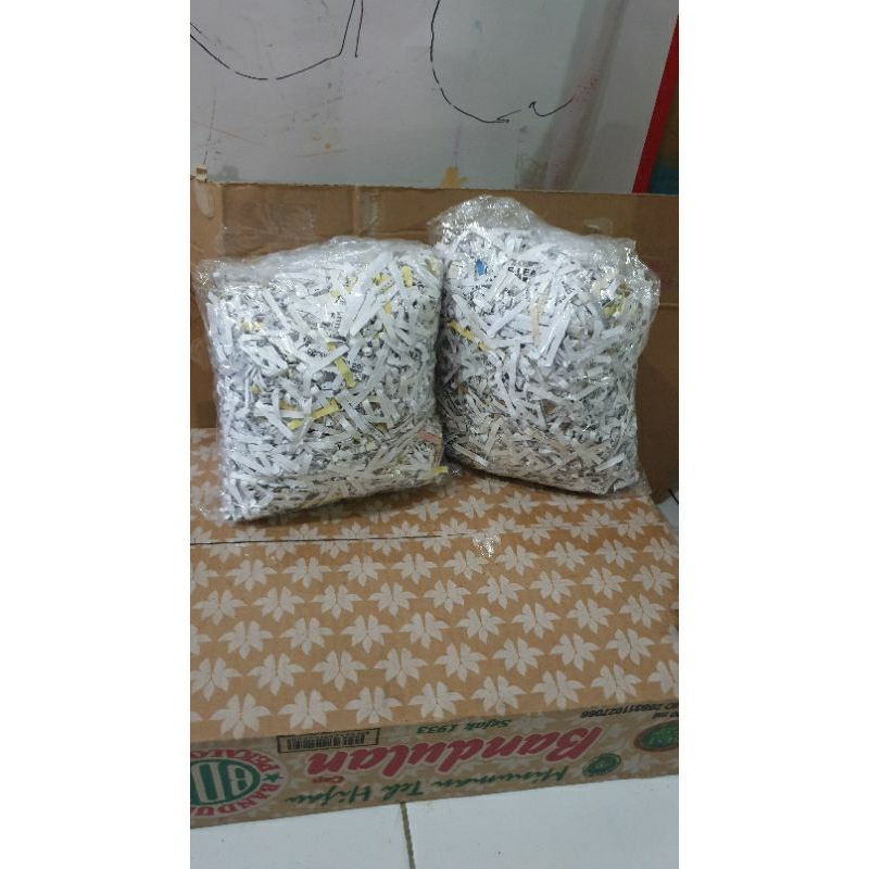 

Cacahan Kertas dengan berat 100 gram
