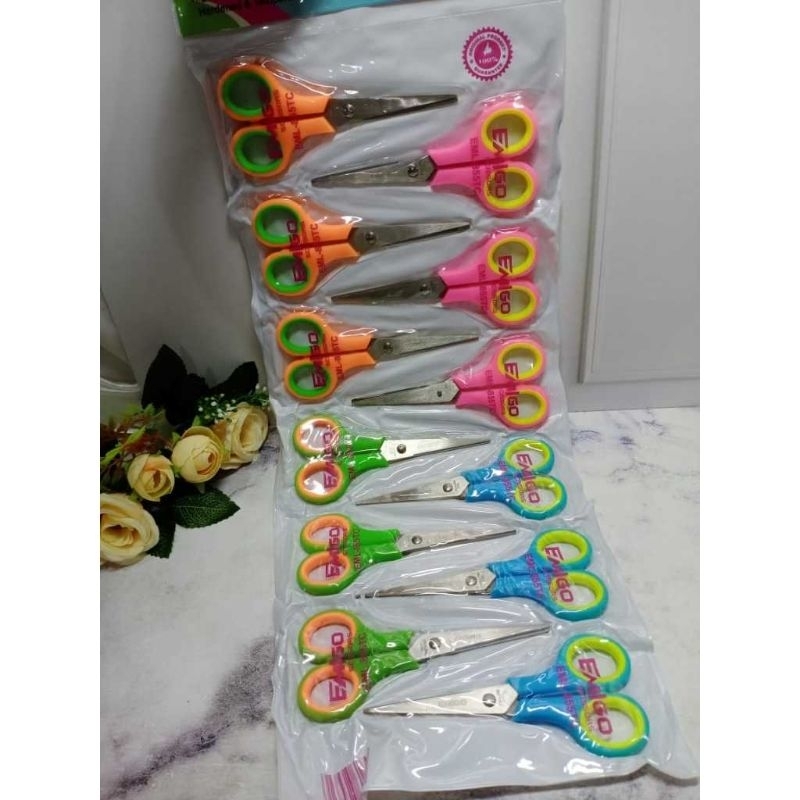 

gunting rencengan isi 12pcs gunting kertas 6INC tanggung