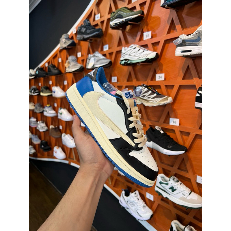 AJ 1 LOW Travis Scott x Fragment