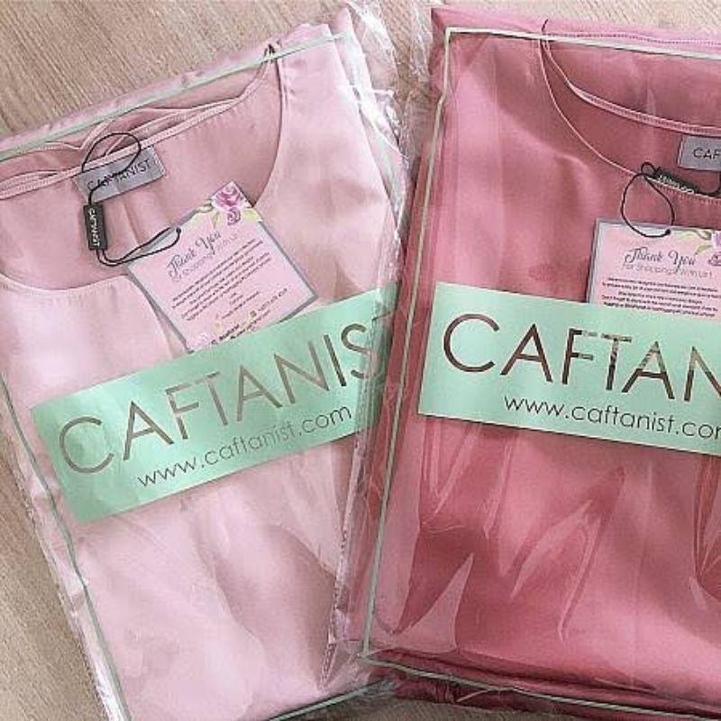 

Sablon Plastik OPP Garment Baju Produk Fashion 15x30 20x30 25x30 20x35 25x35 28x35 30x35 30x40 | Custom Plastik OPP