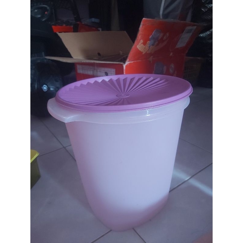 Tupperware Toples Giant Canister