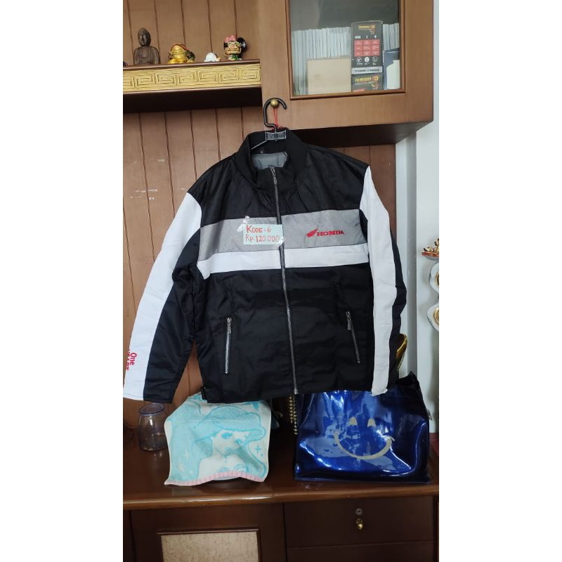 Jaket Honda Beat