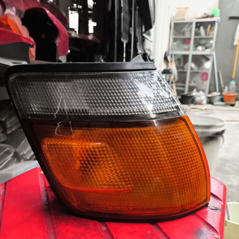 Lampu Sein Kijang Kapsul 97