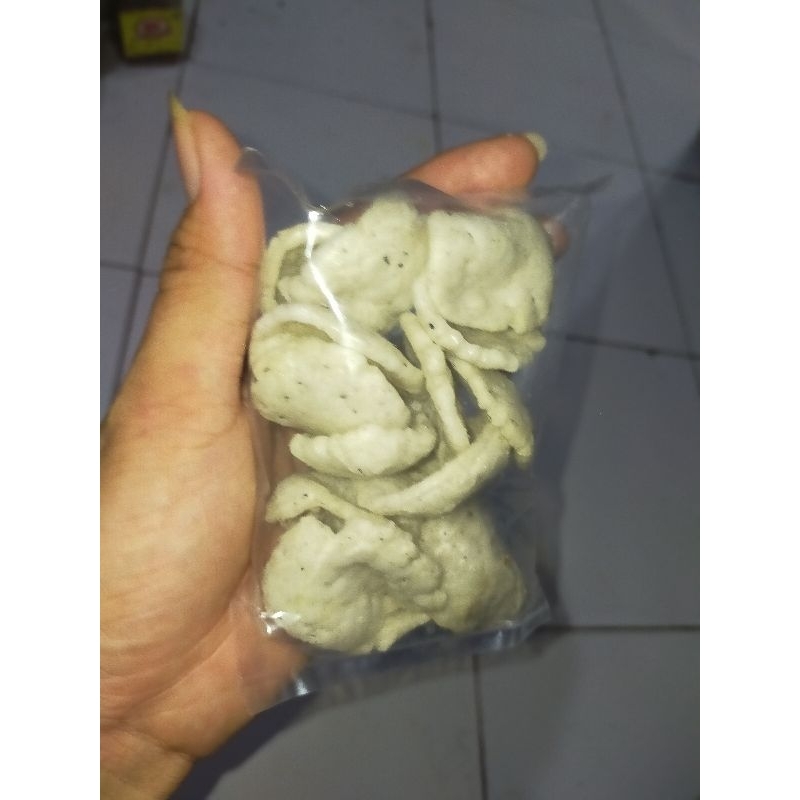 

Kerupuk Tike Asin Enak Renyah Siap Santap