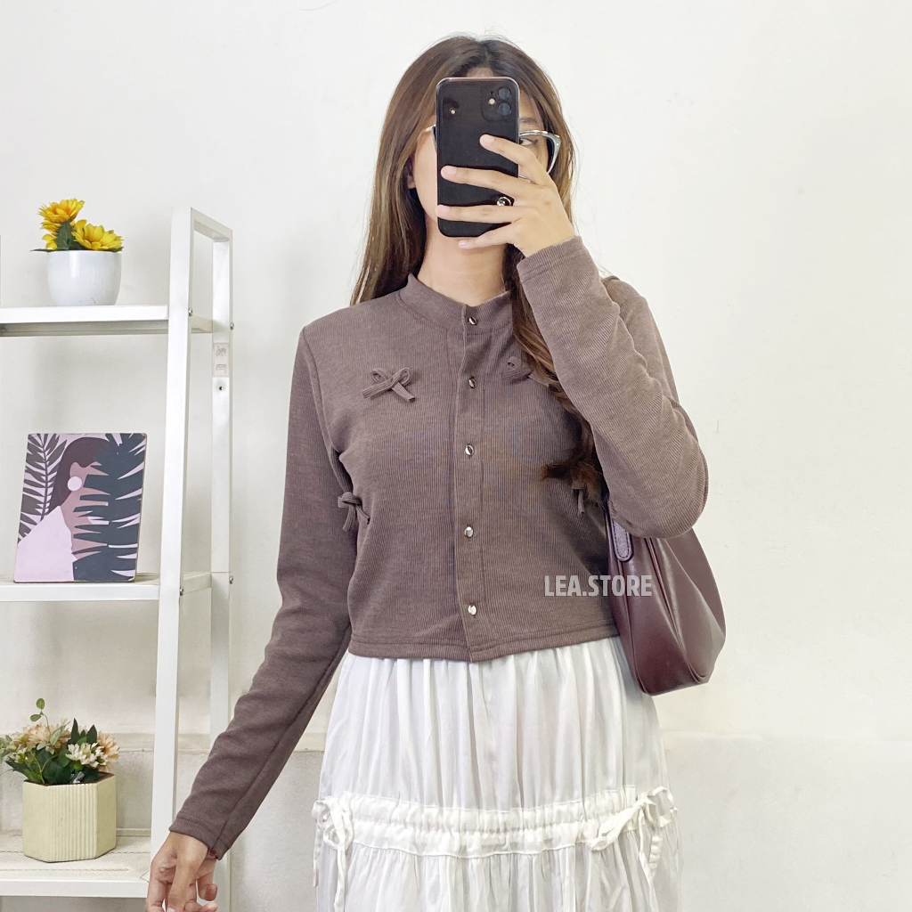 Cardigan rajut crop wanita model pendek gaya kasual modern