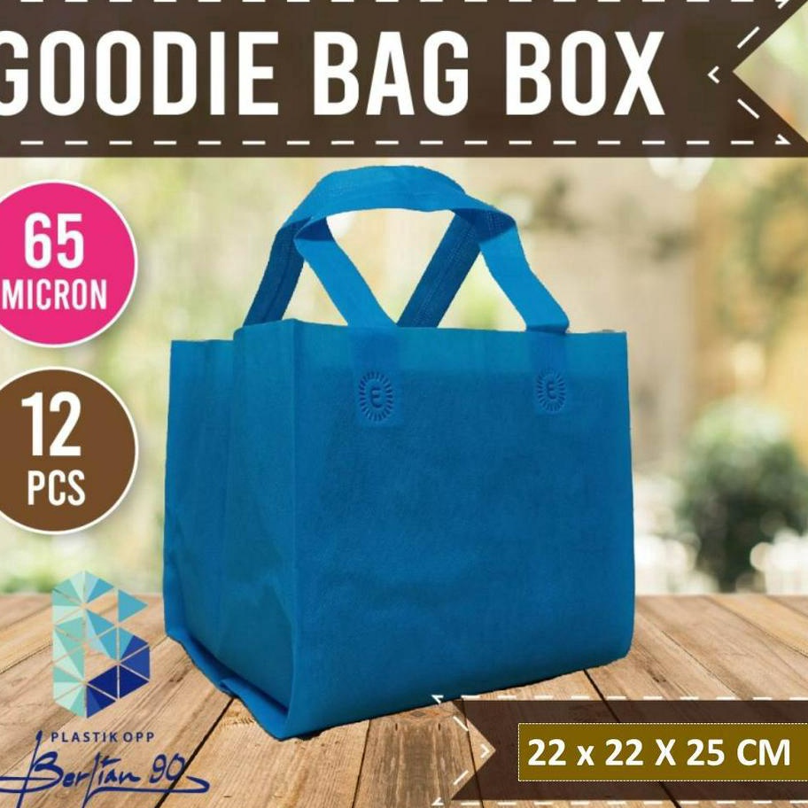 

KF7 Tas Spunbond Goodie Bag Handle Box uk 22x22x25 cm Isi 12 Pcs Tebal 65 gsm Goodie Bag Tas Kain Kantong Polos Goodiebag Souvenir Hampers Ultah