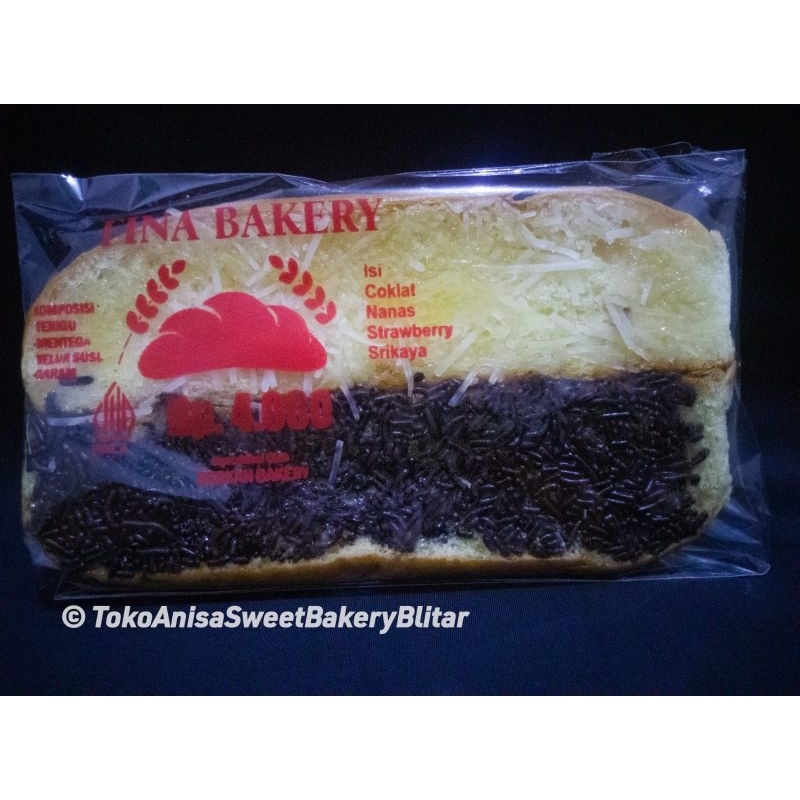 

10 PCS | PAKET HEMAT 10 PCS ROTI SISIR SELAI TOPPING KEJU MESES COKELAT