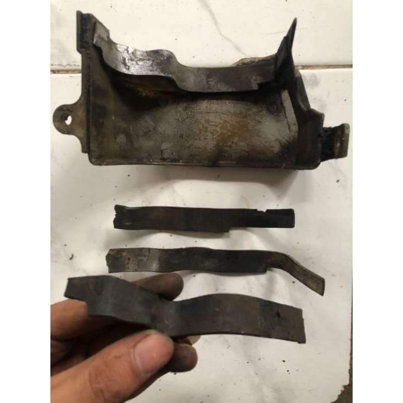Karet cover kipas bagian dalam bagian tutup kipas blok kanan fizr f1zr fiz r f1z r force1 original c