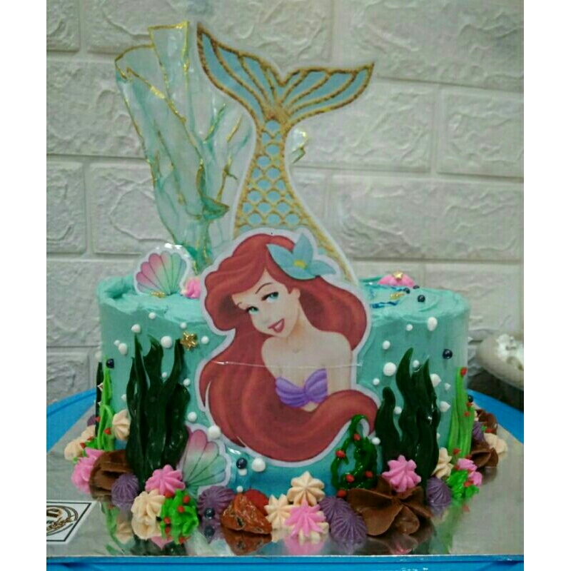 

kue custom dan karakter toper (20cm)