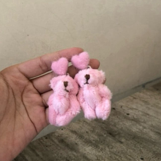 anting beruang pink anting-anting lucu