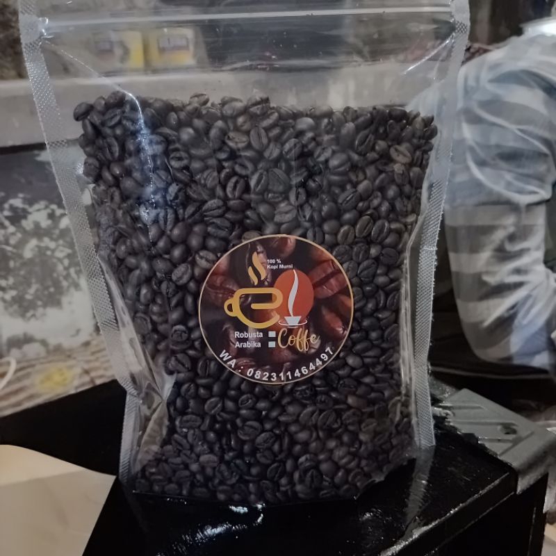 

ROASTBEAN KOPI ROBUSTA WONOSOBO BERAT 1 KG