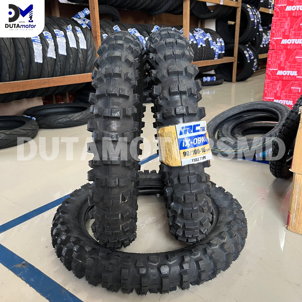 BAN LUAR IRC iX-09W 90/100-16