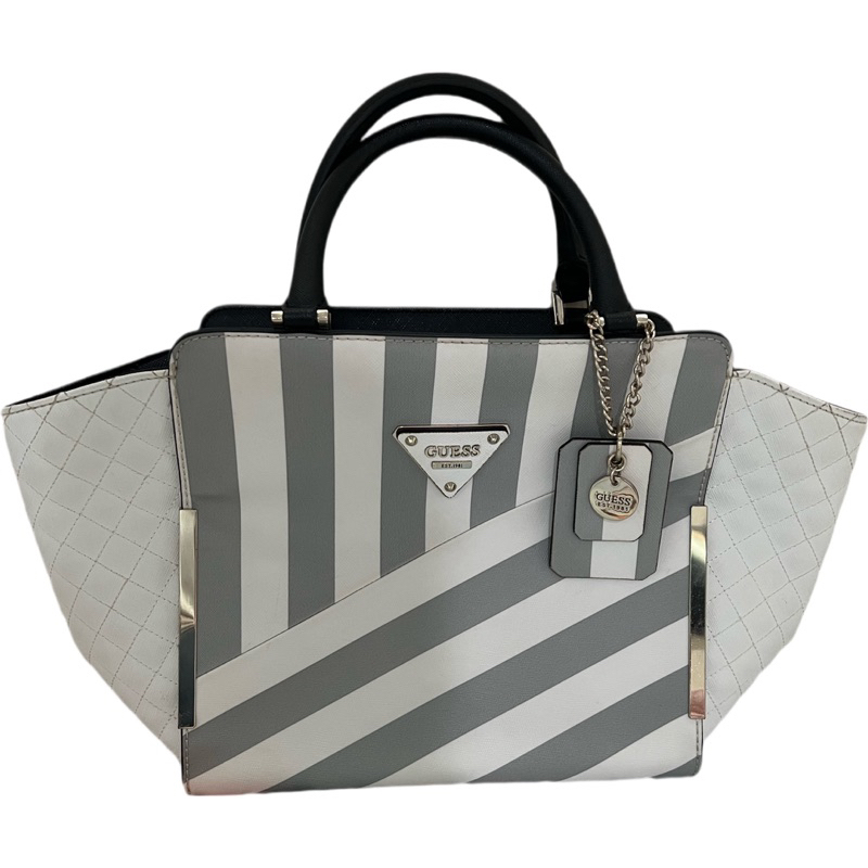 PRELOVED TAS GUESS ORIGINAL