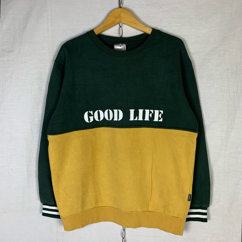 romantic crown sweater crewneck