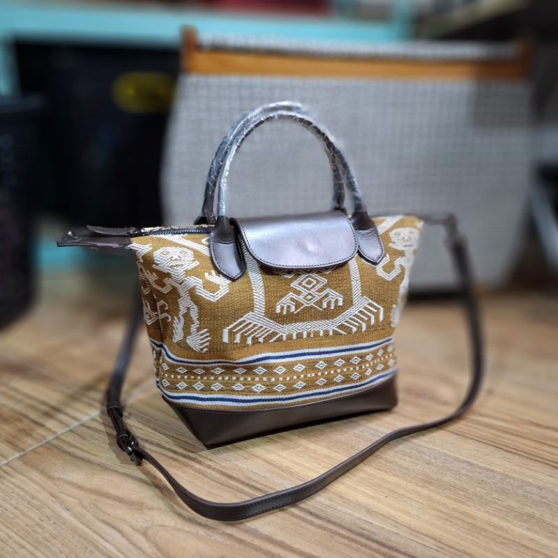 WIKI BAG TAS TENUN NTT. TAS ETNIK, TAS HANDMADE, SOUVENIR NTT