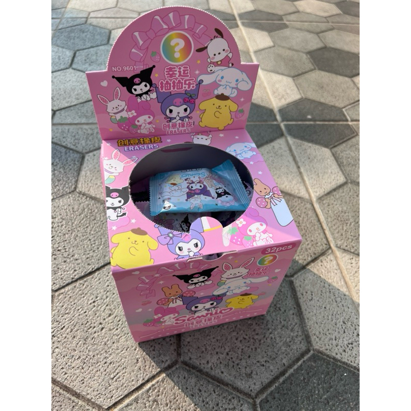 

blind box penghapus sanrioo cute | zara cute