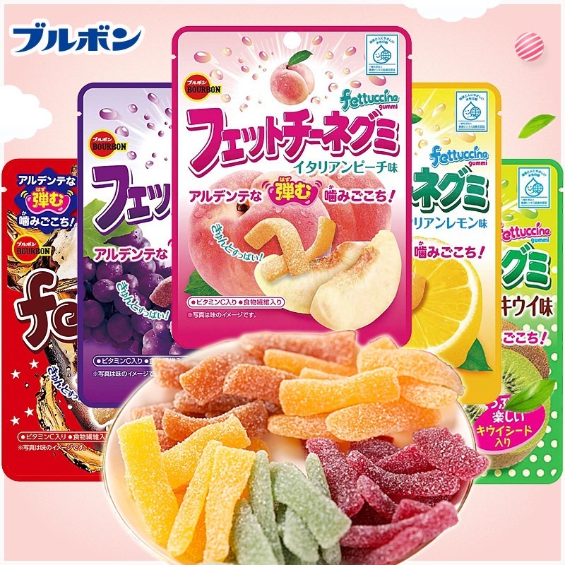 

Fettuccine Gummy Yupi Cola Grape Fruit Soda Permen Jelly Jepang - COLA