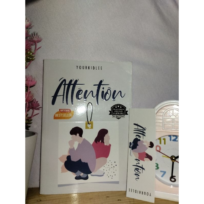 [ PRELOVED BUKU ] Buku Novel Preloved Bekas Attention karya YOURKIDLEE Novel Wattpad BestSeller ORIG