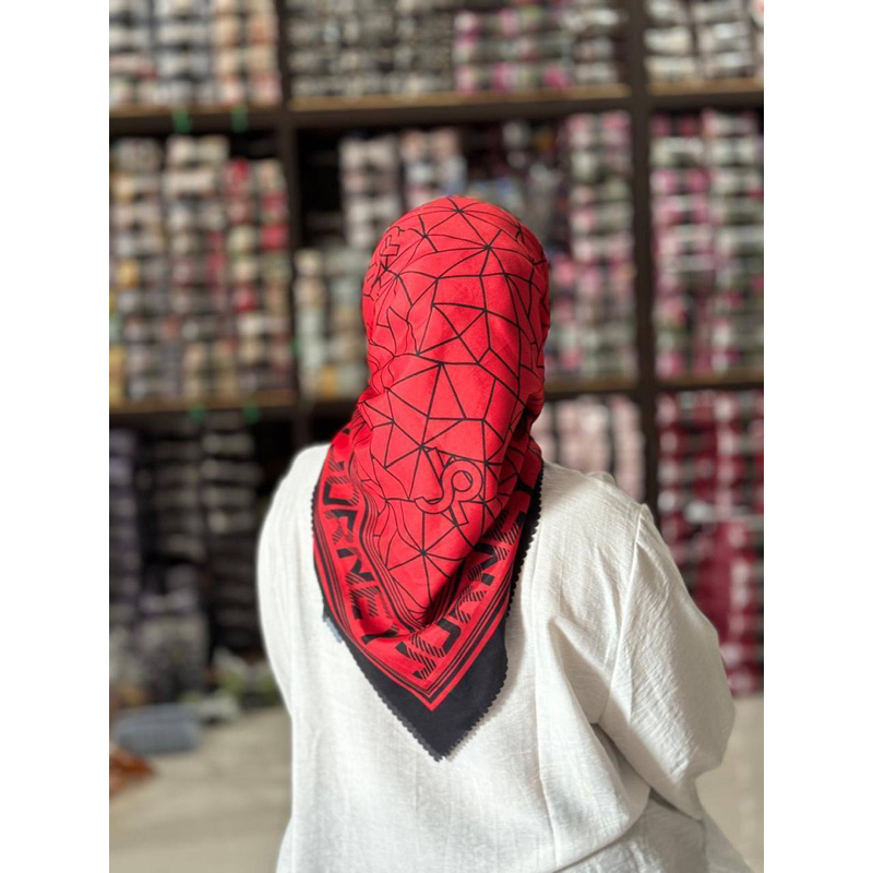 hijab segi empat motif kemerdekaan ( Hijab Merah Putih)