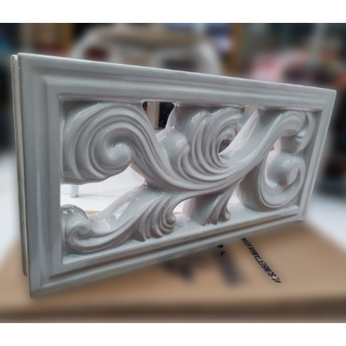 Roster Keramik R-0-E Putih Trisensa