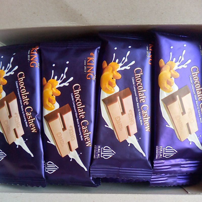 

coklat cashew king ,chocolate cashew 1 box isi 20 ecer 1000an