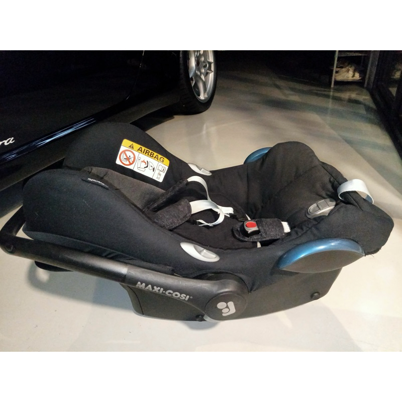 Preloved Maxi Cosi Cabriofix Carseat Newborn