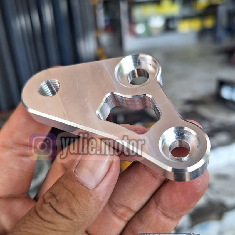 Breket knalpot CNC Mio Sporty Mio Smile Mio soul